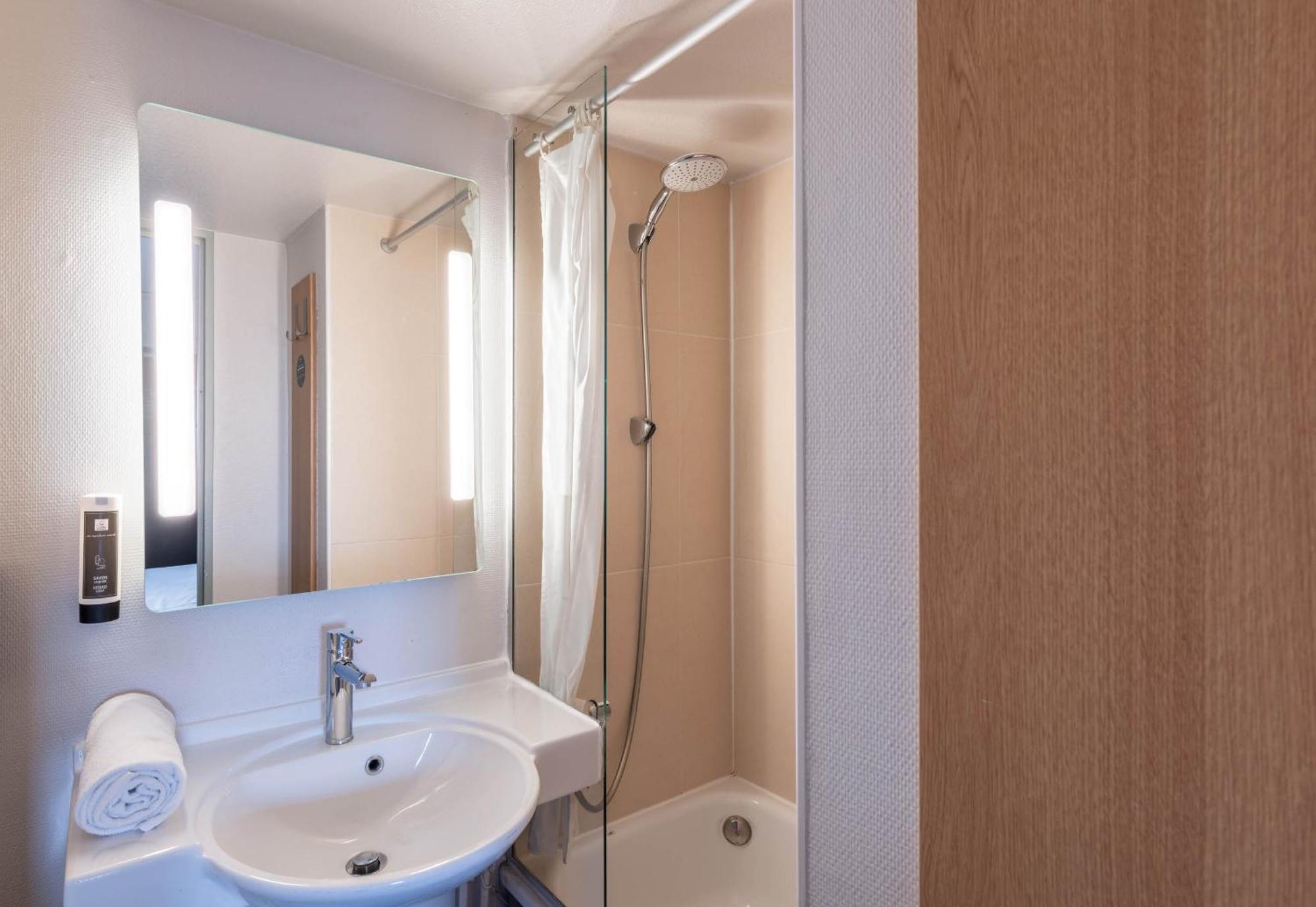 B&B Hotel Lille Seclin Unexpo Exterior foto